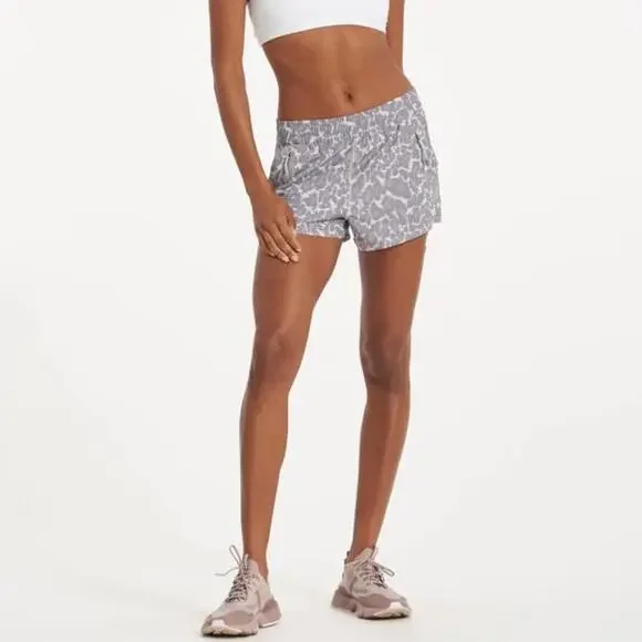 VUORI Women's Dash Mid Rise Animal Print Running Shorts, Opal Spots (Gray), L - Picture 2 of 12